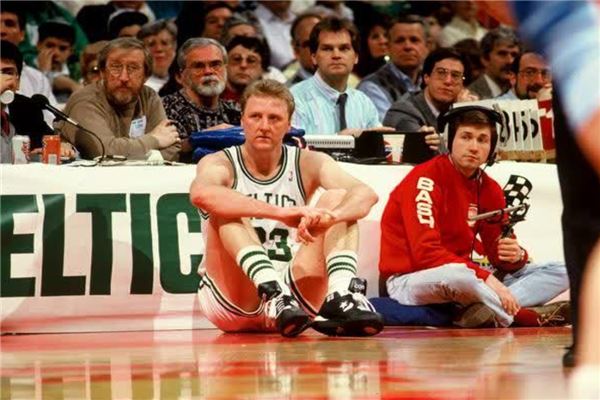 这一决定使 这一决定使